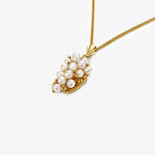 18ct Gold Cultured Pearl Pendant with 9ct Curb Chain