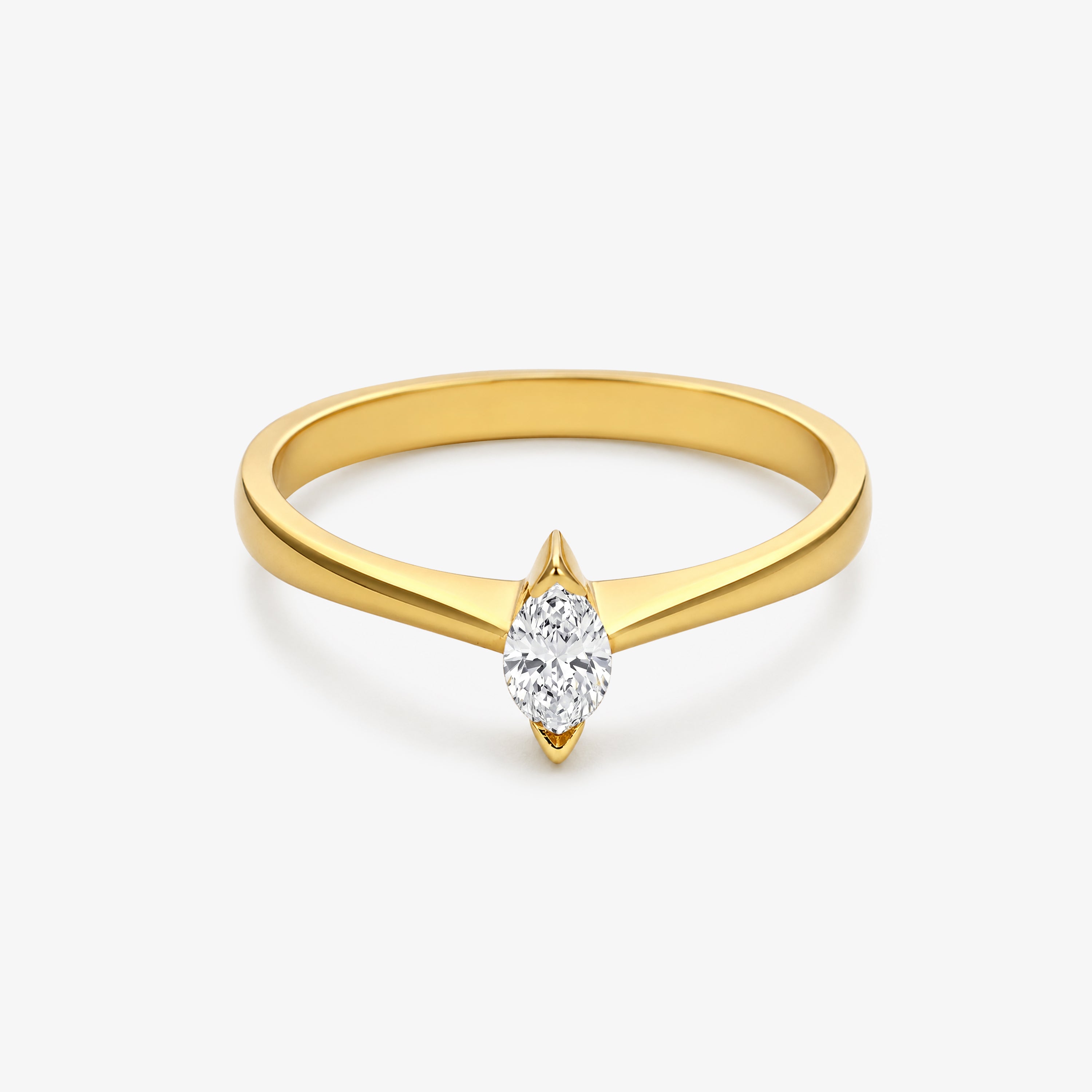 18ct Yellow Gold Marquise Diamond Solitaire Ring