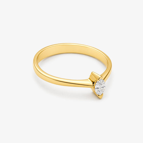18ct Yellow Gold Marquise Diamond Solitaire Ring