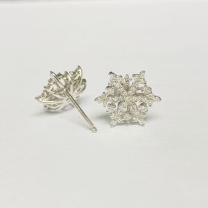 18ct white gold diamond snowflake earrings