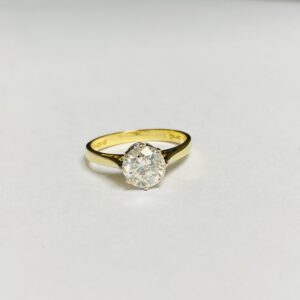 18ct  Diamond Solitaire Ring