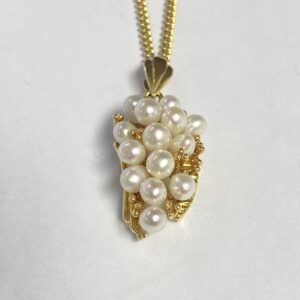 Cultured Pearl pendant