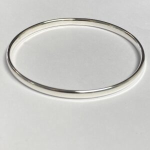 Silver bangle (new)