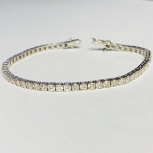 18ct diamond tennis bracelet