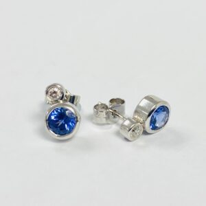 9ct tanzanite earrings