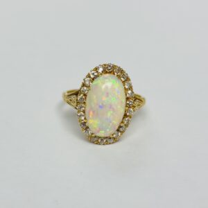 18ct Opal & Diamond ring