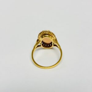 18ct Opal & Diamond ring